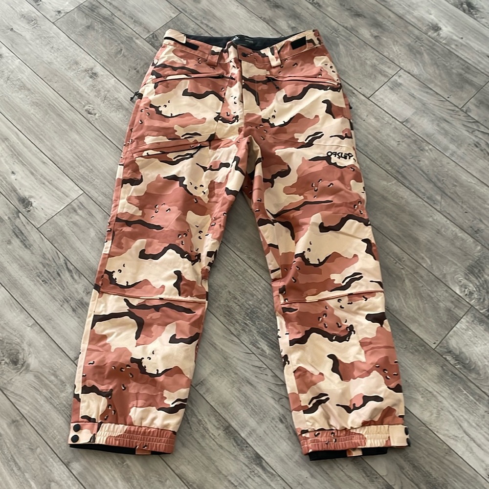 Oakley Mens ski pants